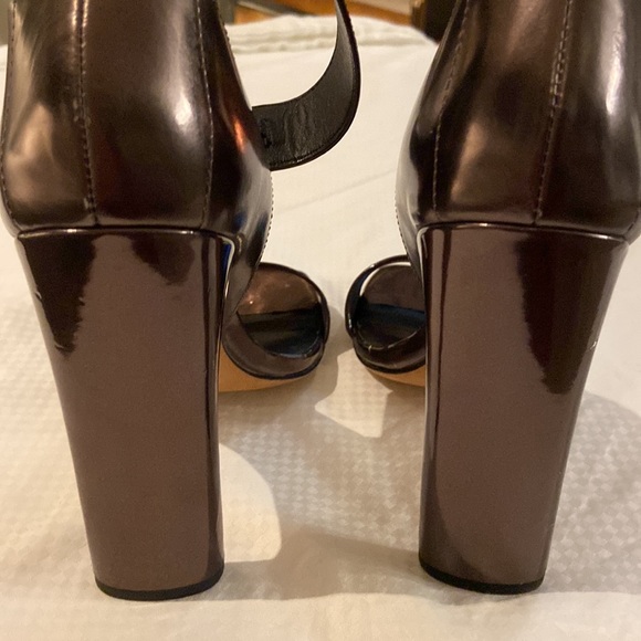 Halston Dress Sandals size 8.5 - Picture 3 of 12